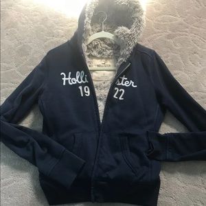 Warm hollister zip up sweater size small